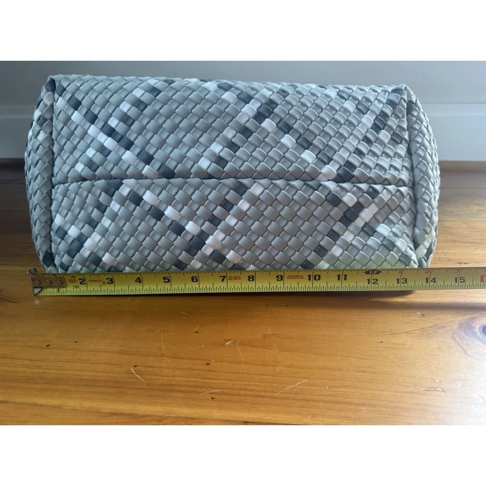 Haute Shore Neoprene Woven Shopper Tote Zip Top Shoulder Bag Gray White - Picture 15 of 16
